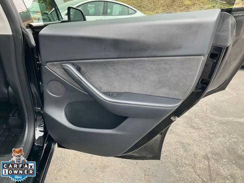 Used 2022 Tesla Model Y Performance AWD/4WD image 57