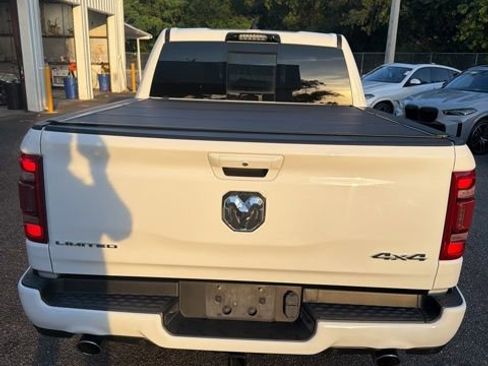 Used 2023 RAM 1500 Limited AWD/4WD image 10