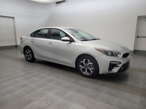 Used 2021 Kia Forte LXS image 11