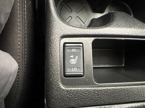 Used 2022 Nissan Rogue Sport SV AWD/4WD image 58