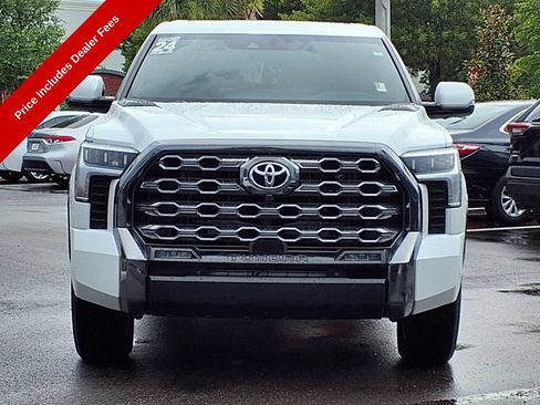 Used 2024 Toyota Tundra Platinum AWD/4WD image 2