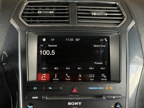 Used 2018 Ford Explorer Sport w/ Equipment Group 401A AWD/4WD image 36
