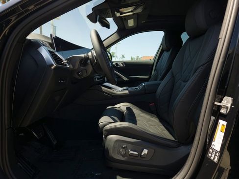 New 2026 BMW X6 xDrive40i w/ Premium Package image 8