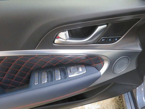 New 2026 Genesis G70 3.3T Prestige AWD/4WD image 11