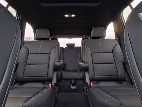 New 2026 GMC Acadia Elevation w/ Elevation Premium Package FWD image 29