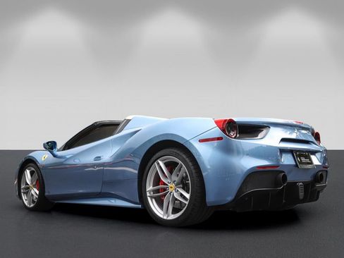Certified 2019 Ferrari 488 Spider RWD image 5