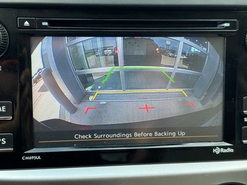 Used 2017 Subaru Crosstrek 2.0i Premium w/ Moonroof Package AWD/4WD image 4