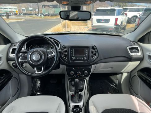 Used 2017 Jeep Compass Latitude w/ Cold Weather Group image 24