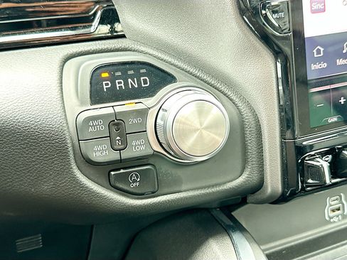 Used 2025 RAM 1500 Laramie w/ Night Edition AWD/4WD image 17