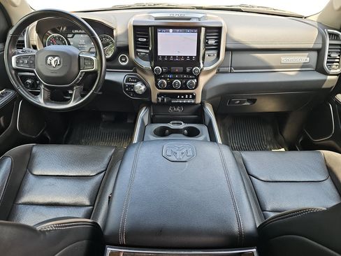 Used 2022 RAM 1500 Laramie AWD/4WD image 9