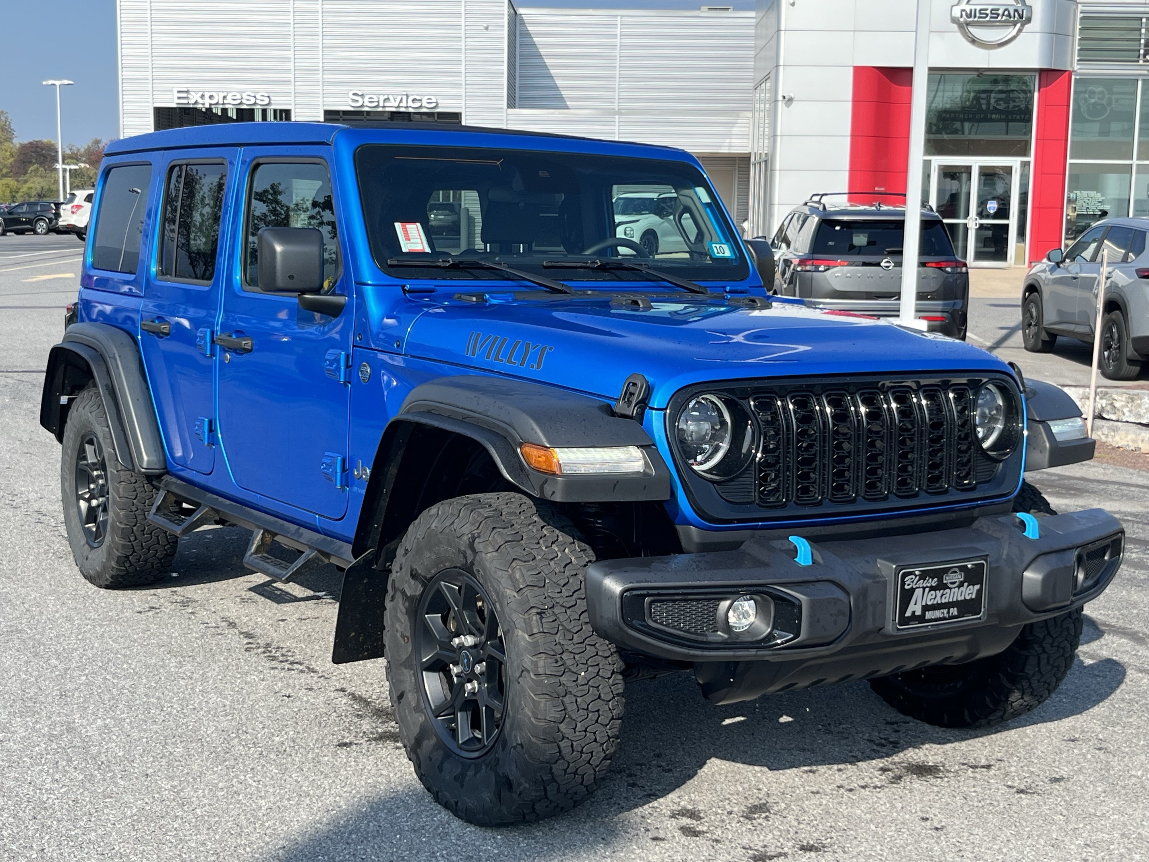 Used 2024 Jeep Wrangler Unlimited AWD/4WD image 1