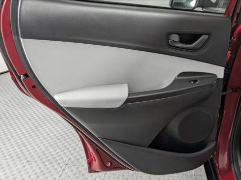 Used 2023 Hyundai Kona SEL image 16