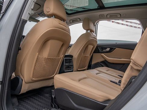 Used 2020 Audi Q7 3.0T Premium Plus w/ Premium Plus Package image 18