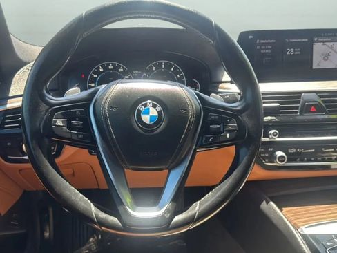 Used 2018 BMW 540i RWD image 21