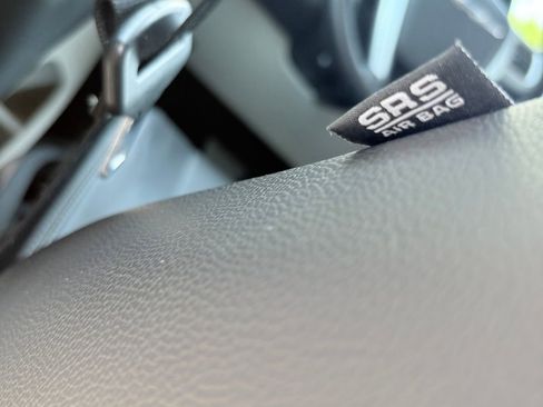 Used 2012 Chrysler Town & Country Touring-L w/ Entertainment Group #2 FWD image 16