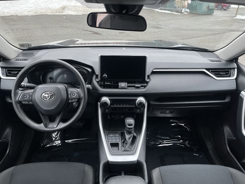 Certified 2023 Toyota RAV4 LE image 18