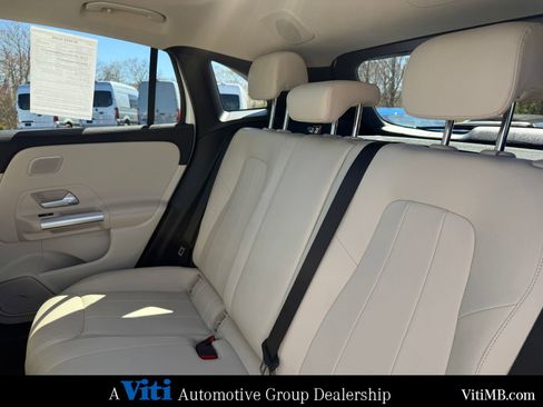 Certified 2023 Mercedes-Benz GLA 250 4MATIC image 22