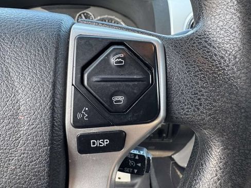 Used 2016 Toyota Tundra SR5 w/ SR5 Upgrade Package AWD/4WD image 28