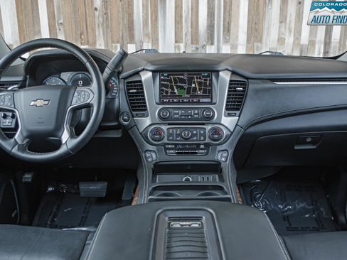 Used 2019 Chevrolet Tahoe Premier AWD/4WD image 17