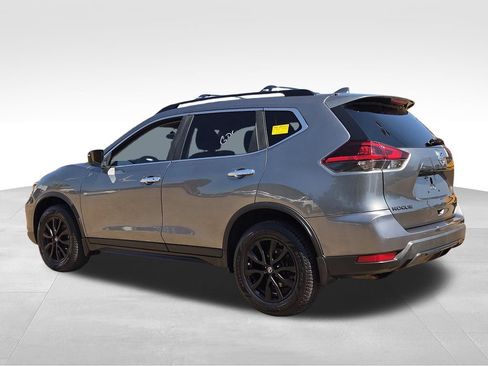 Used 2018 Nissan Rogue SV AWD/4WD image 8