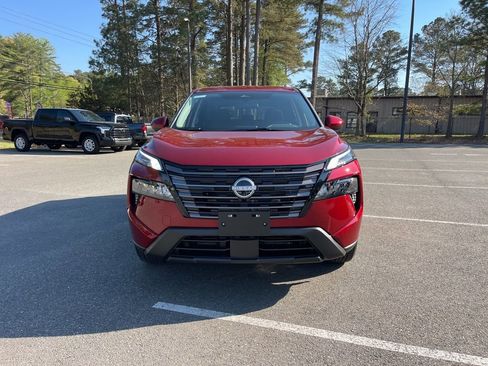 New 2026 Nissan Rogue SV FWD image 3