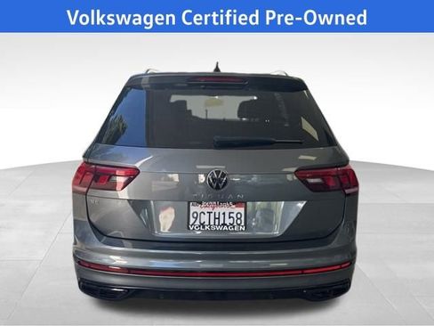 Certified 2022 Volkswagen Tiguan SE R-Line image 5