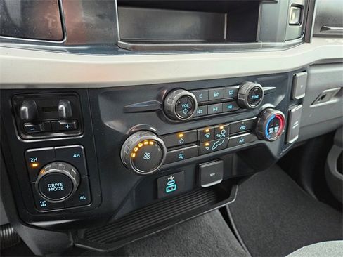 Used 2023 Ford F350 XLT w/ FX4 Off-Road Package image 22