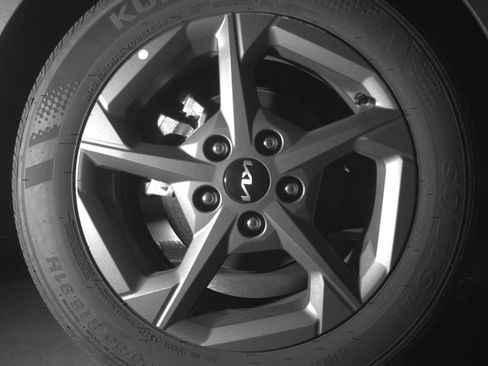 Used 2025 Kia K4 LXS image 15