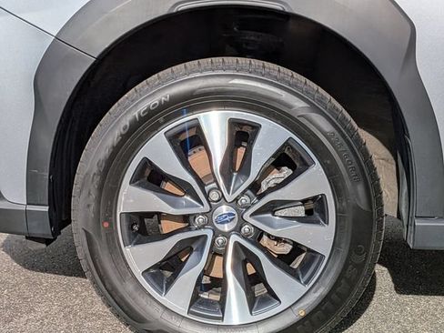 Used 2024 Subaru Outback Limited AWD/4WD image 9