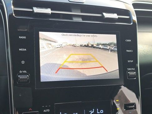 Certified 2024 Hyundai Santa Cruz SEL image 13