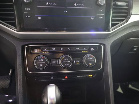 Used 2022 Volkswagen Atlas SE image 51