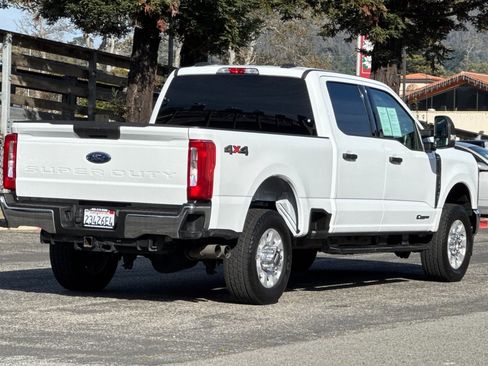 Certified 2023 Ford F350 XLT image 4