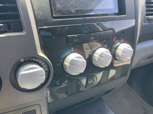 Used 2010 Toyota Tundra 2WD Double Cab image 10