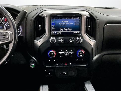 Used 2021 Chevrolet Silverado 1500 LT Trail Boss image 10