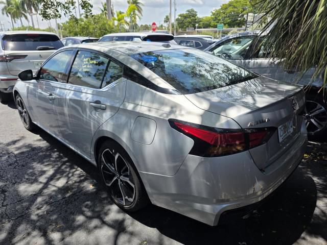 Used 2025 Nissan Altima 2.5 SR FWD image 7