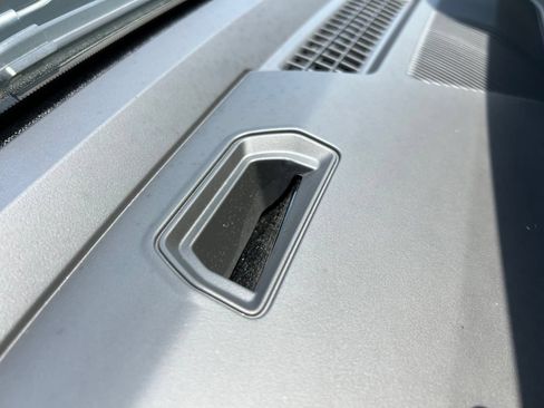 Used 2025 GMC Hummer EV 2X AWD/4WD image 43