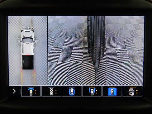 Used 2023 Chevrolet Silverado 3500 High Country w/ Z71 Off-Road Package image 20