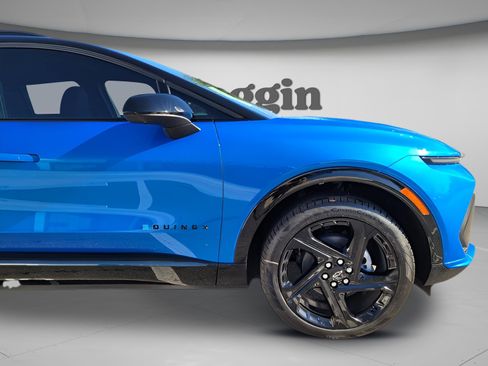 New 2026 Chevrolet Equinox EV RS image 5