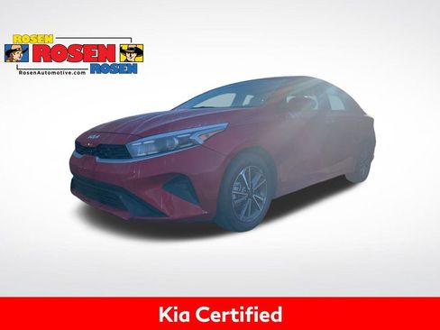 Certified 2023 Kia Forte LXS image 1
