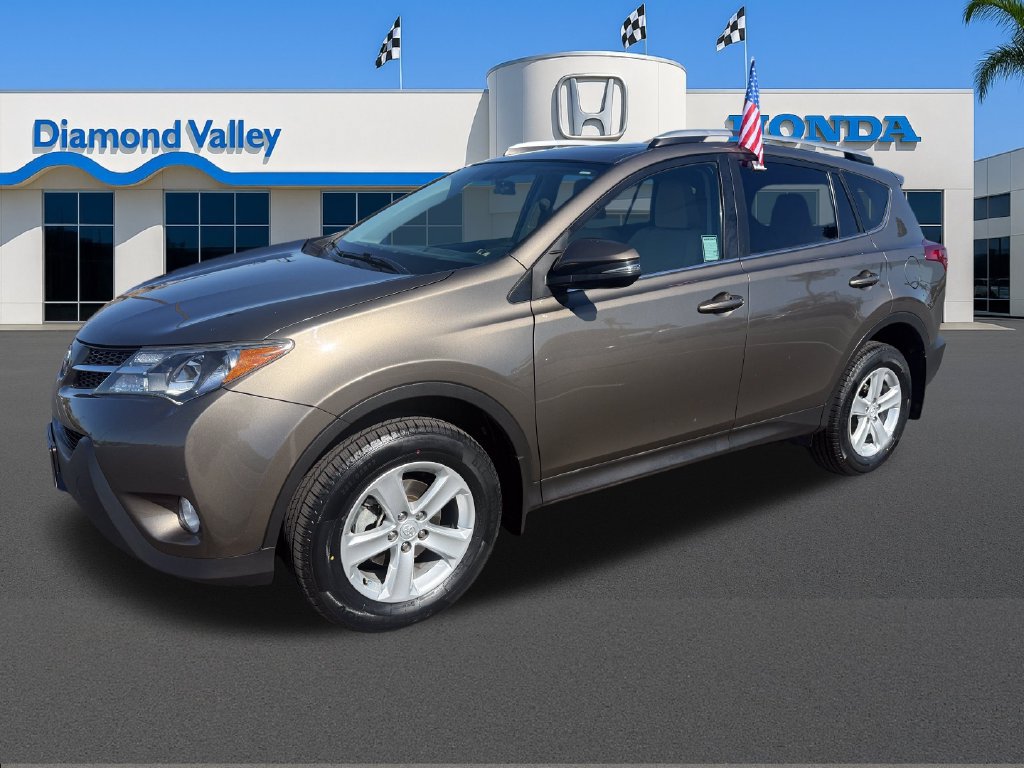 Used 2014 Toyota RAV4 XLE FWD image 3