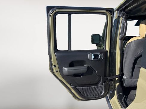 New 2026 Jeep Gladiator Willys AWD/4WD image 27