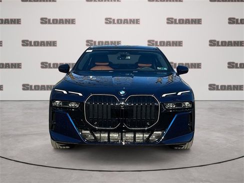 New 2026 BMW 740i xDrive image 8