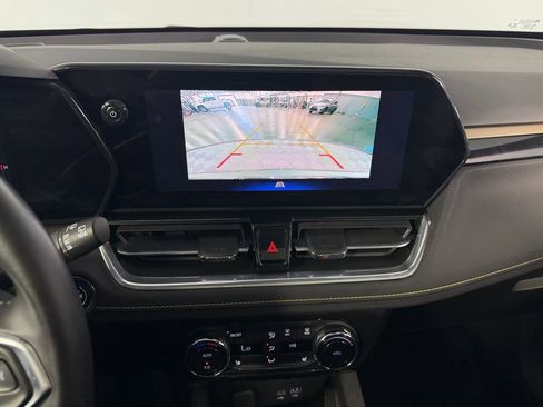 Used 2024 Chevrolet TrailBlazer ACTIV w/ Convenience Package image 17