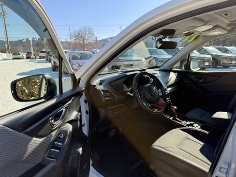 Used 2022 Subaru Forester Sport image 19
