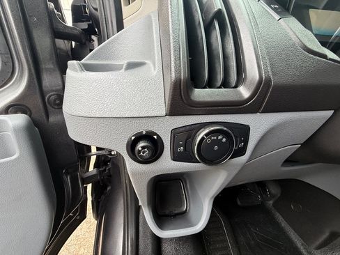 Used 2017 Ford Transit 350 XLT RWD image 21