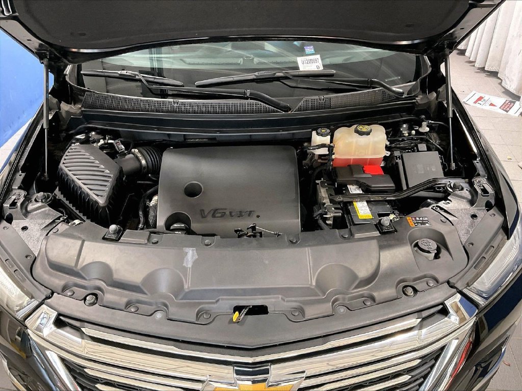 Used 2023 Chevrolet Traverse LT AWD/4WD image 30