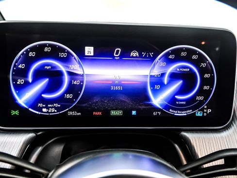 Used 2023 Mercedes-Benz EQE 350+ 4MATIC SUV image 19