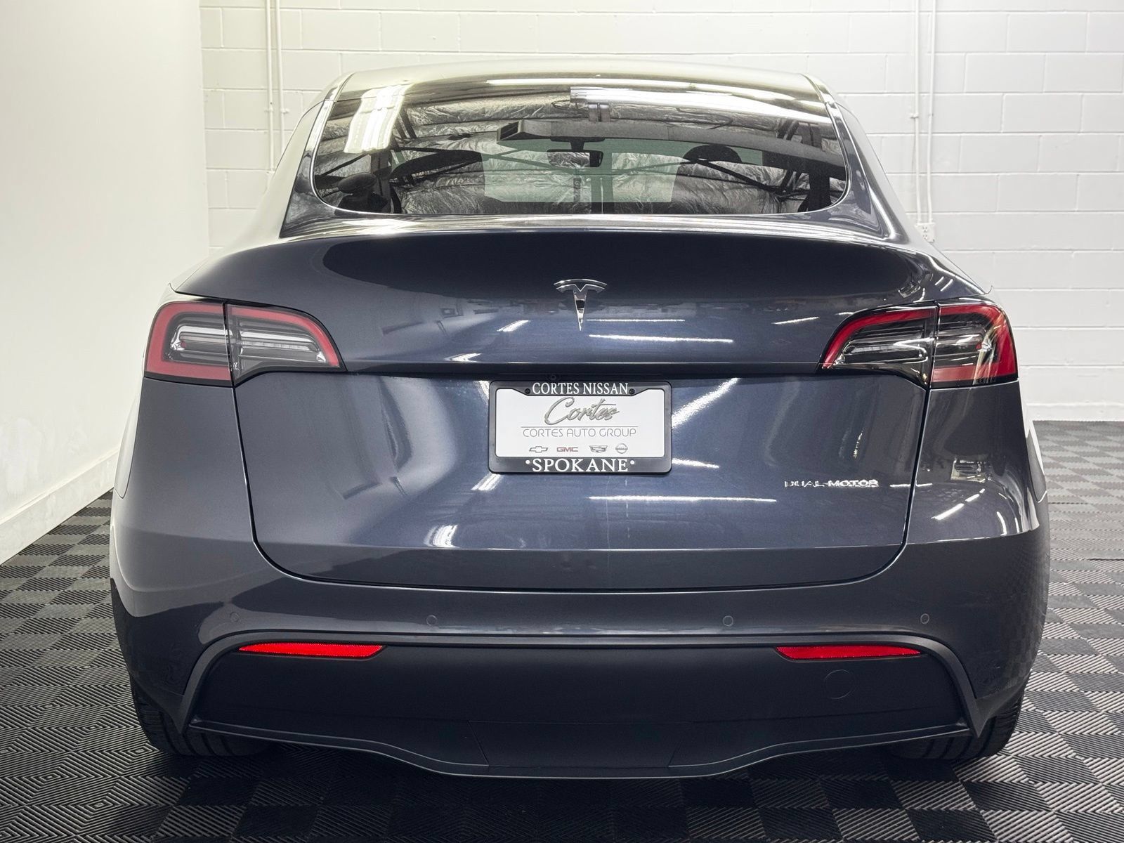 Used 2022 Tesla Model Y Long Range AWD/4WD image 6