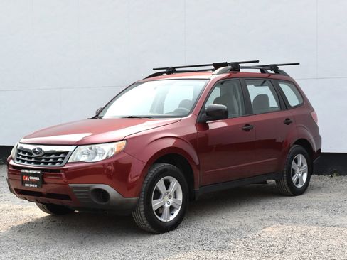 Used 2011 Subaru Forester 2.5X w/ Alloy Wheel Value Pkg AWD/4WD image 8