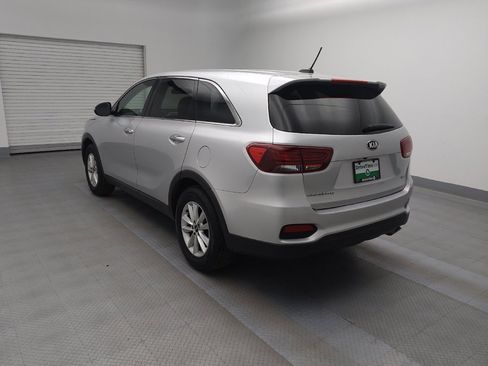 Used 2019 Kia Sorento L image 5